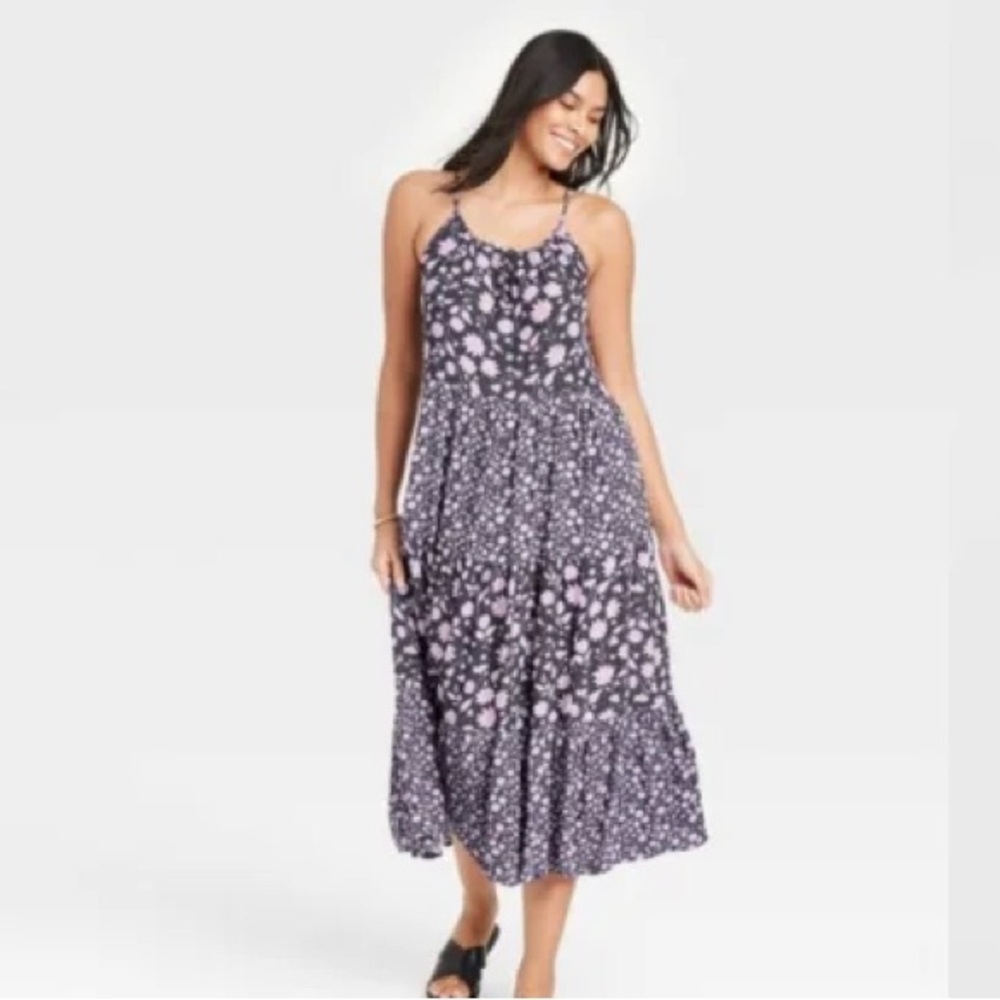 Floral Tiered Maxi Sundress in Lavender on Navy